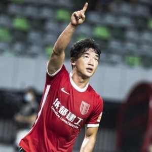 【中超】塞尔吉尼奥2球金敃友绝平 蓉城2比2亚泰